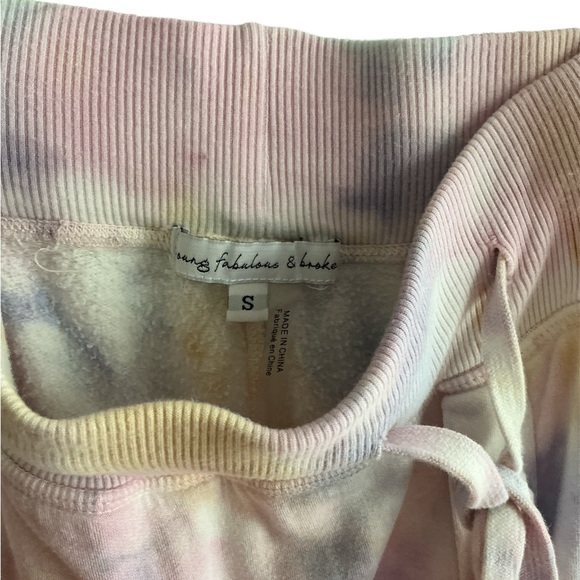 Young Fabulous & Broke Sweat Pants Tie Dye Joggers Soft & Cozy Sz Small - Picture 2 of 3
